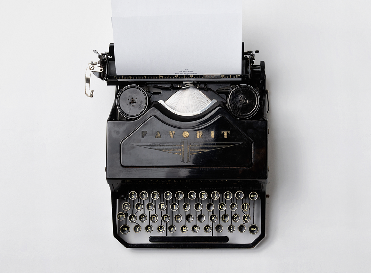 typewriter email 750.png